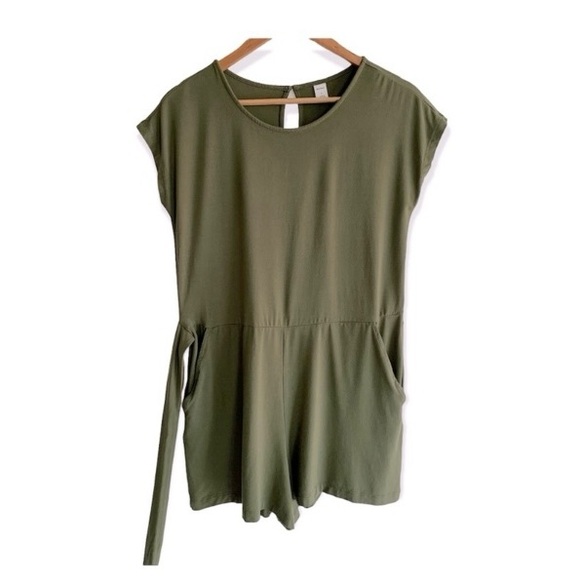 Old Navy RomperSz S - Picture 5 of 6